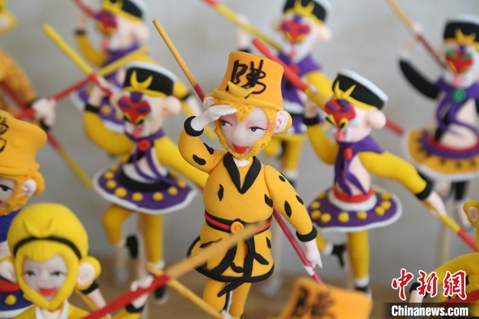 甘肃男子痴迷面塑40载:创新“孙大圣”传承祖辈技艺