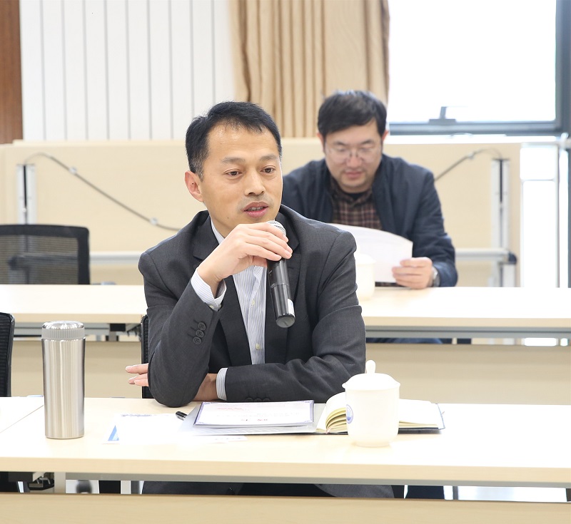 方法,化工学院本年度聘任11名院长助理,化工学院院长马新宾亲自为受聘